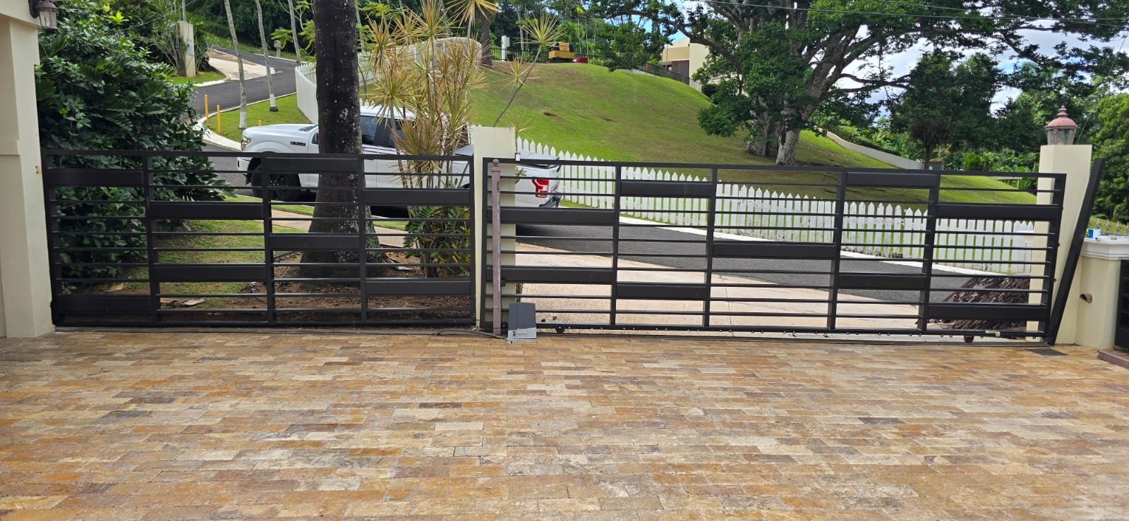 WhatsApp Image 2025-12-10 at 5.03.29 PM (1)